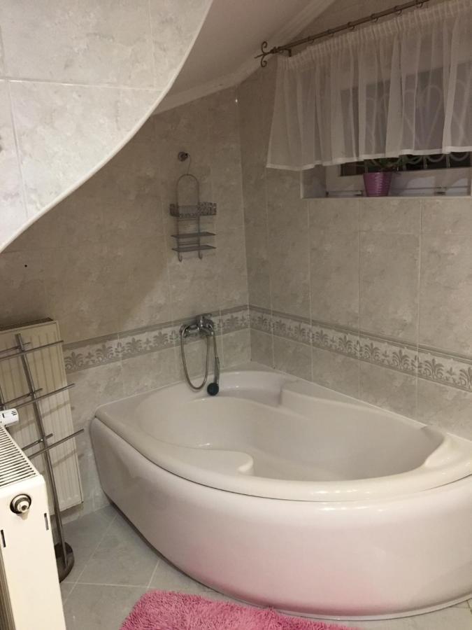 Tocc Apartman 贾尔 外观 照片