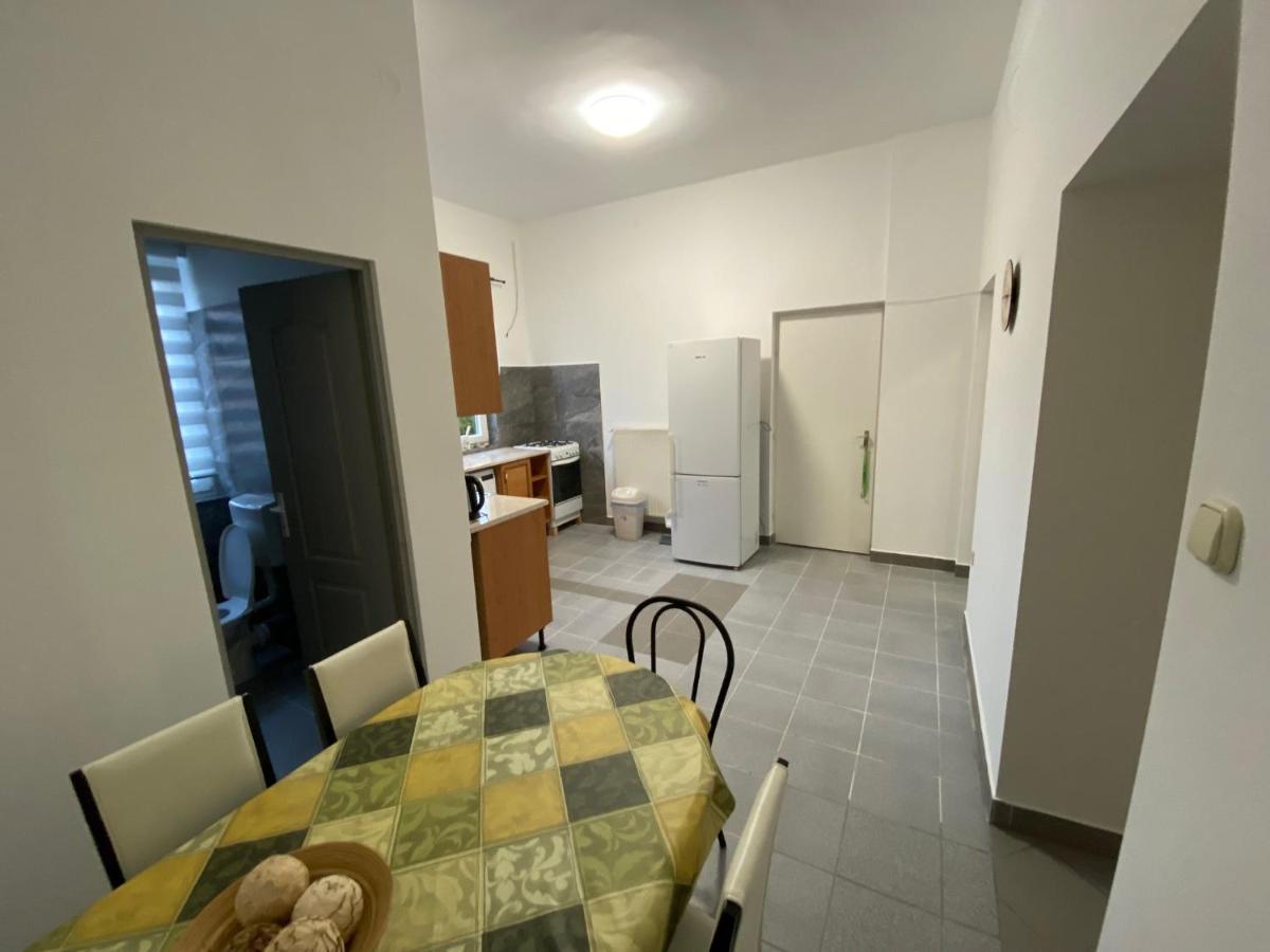 Tocc Apartman 贾尔 外观 照片